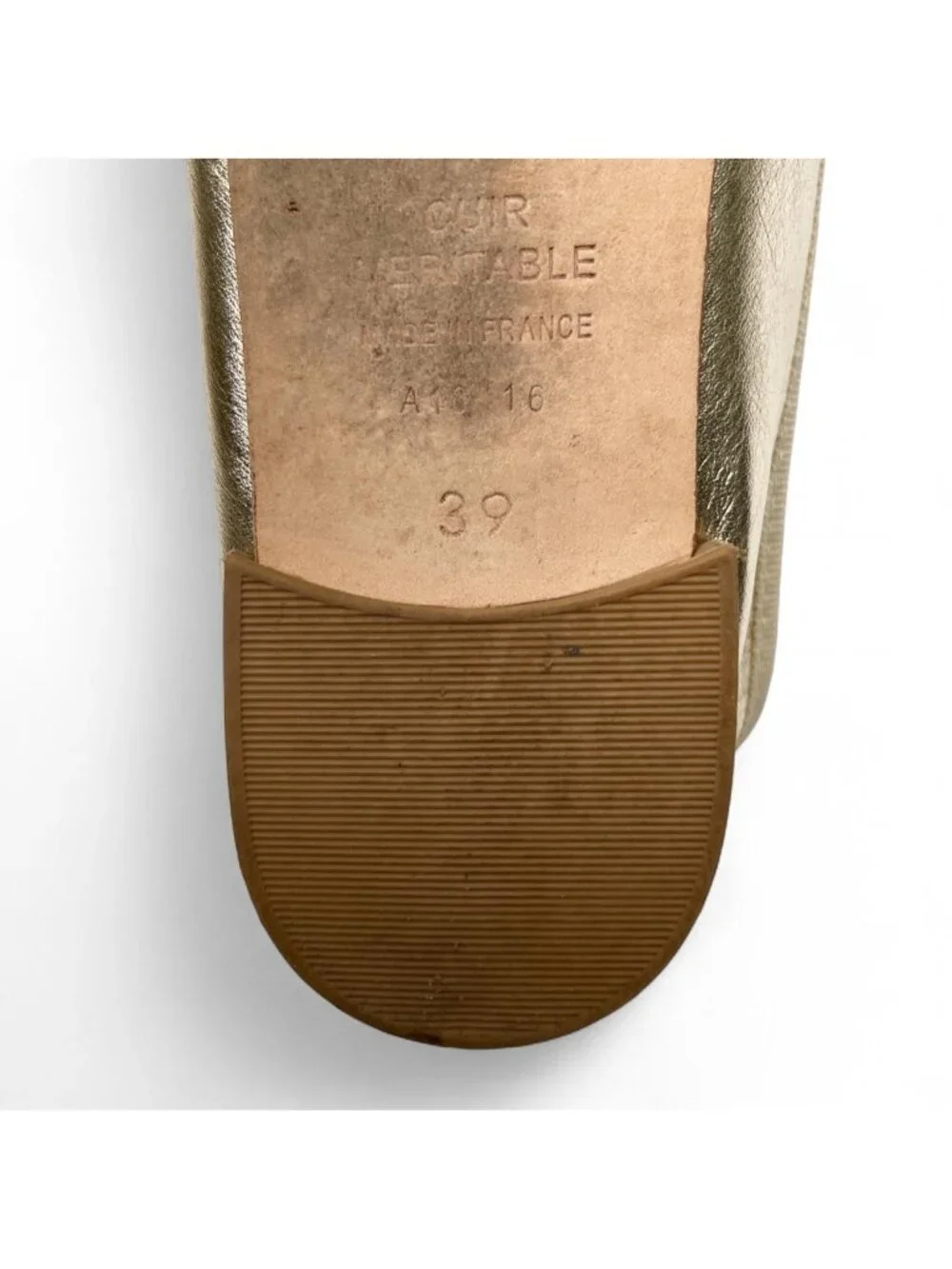 Repetto Cendrillon Metallic Ballet Flats in Gold - Size 39 EU/Size 8 US